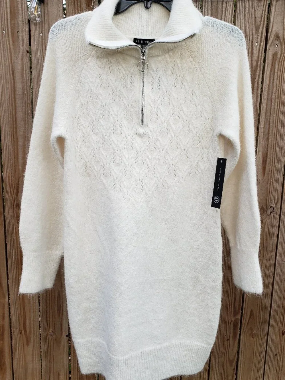BNWT As U Wish Ivory Cream/White Sweater soft cozy (M) - Picture 2 of 7